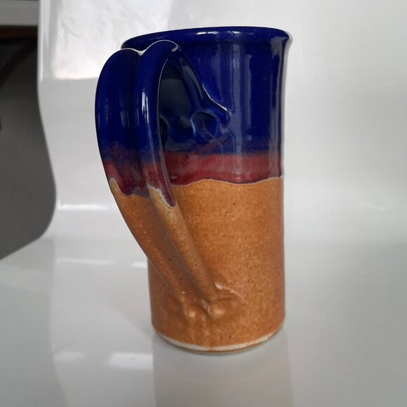 Gorgeous artist pottery tall mug with drip details - Picture 4 of 6